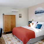 بيت ضيافة D'hotes De Charme Le Logis Rouge La Rochelle, Vendee, Ile De Re, Marais Poitevin, Calme Campagne Piscine