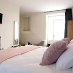 D'hotes De Charme Le Logis Rouge La Rochelle, Vendee, Ile De Re, Marais Poitevin, Calme Campagne Piscine بيت ضيافة 3*